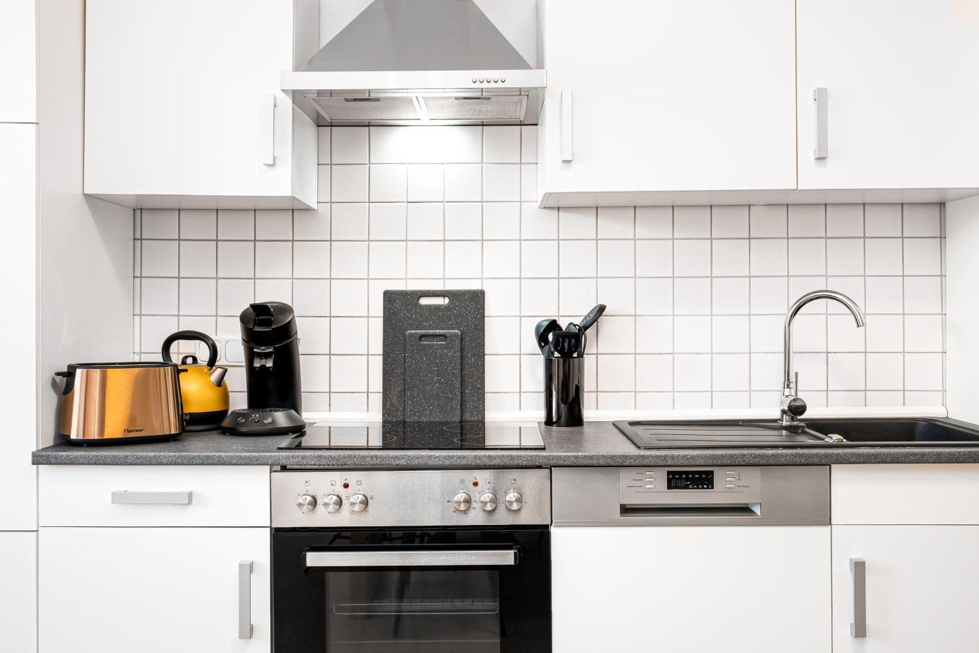 Smart Home - Essen - Perfect For 5 Guests! Central - Balcony - Netflix - Free Parking Zone Zewnętrze zdjęcie